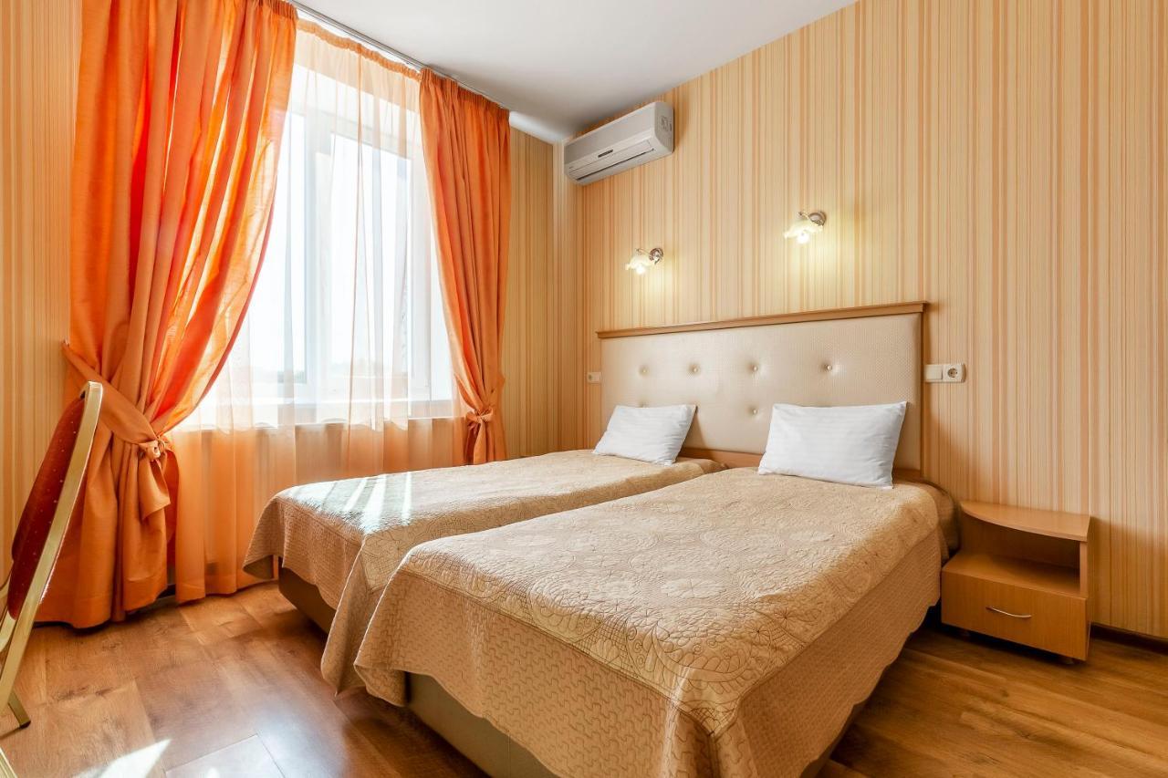 Гостиница Siesta Киев Sofiivska Borshchahivka Bagian luar foto
