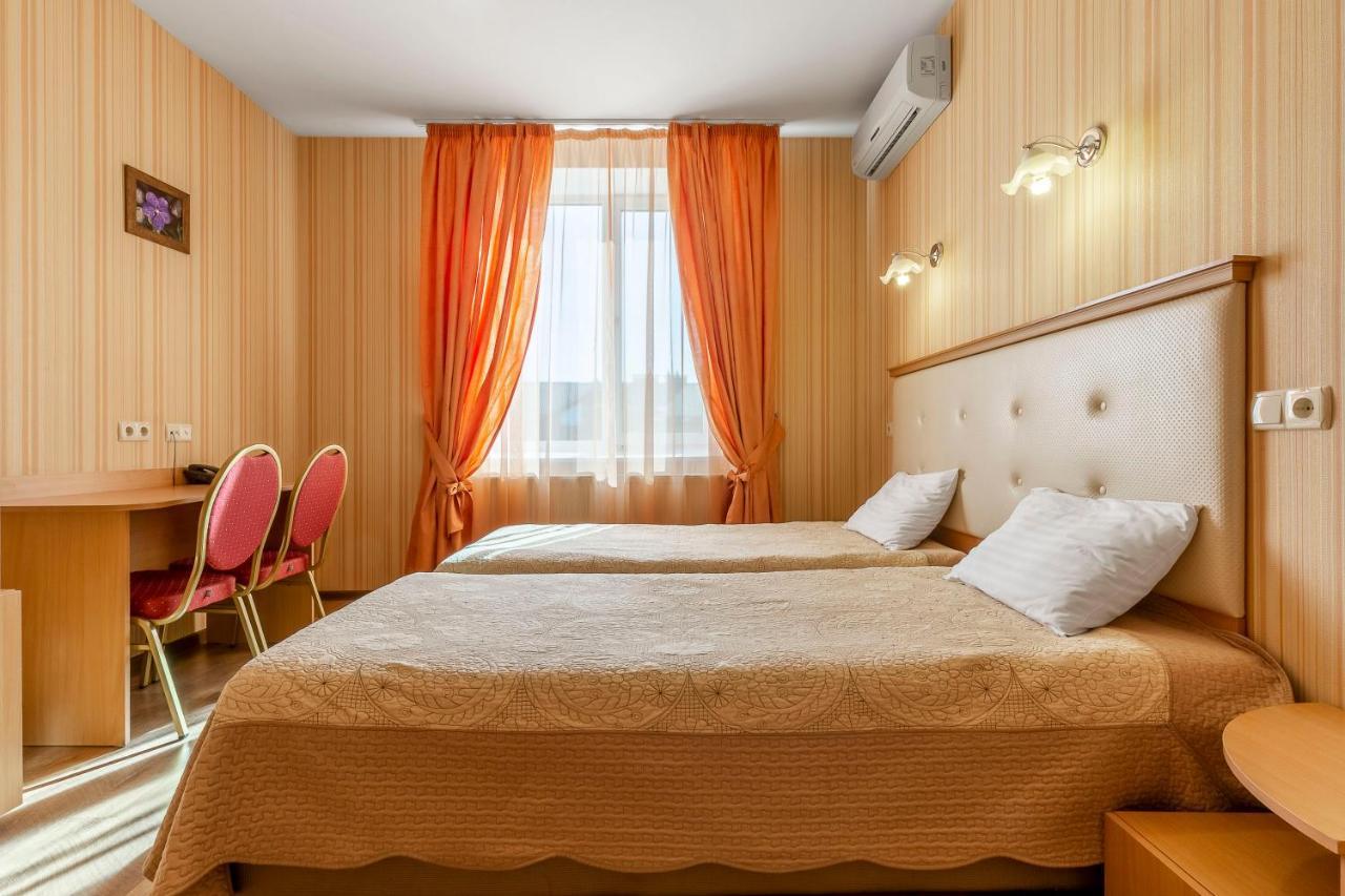 Гостиница Siesta Киев Sofiivska Borshchahivka Bagian luar foto