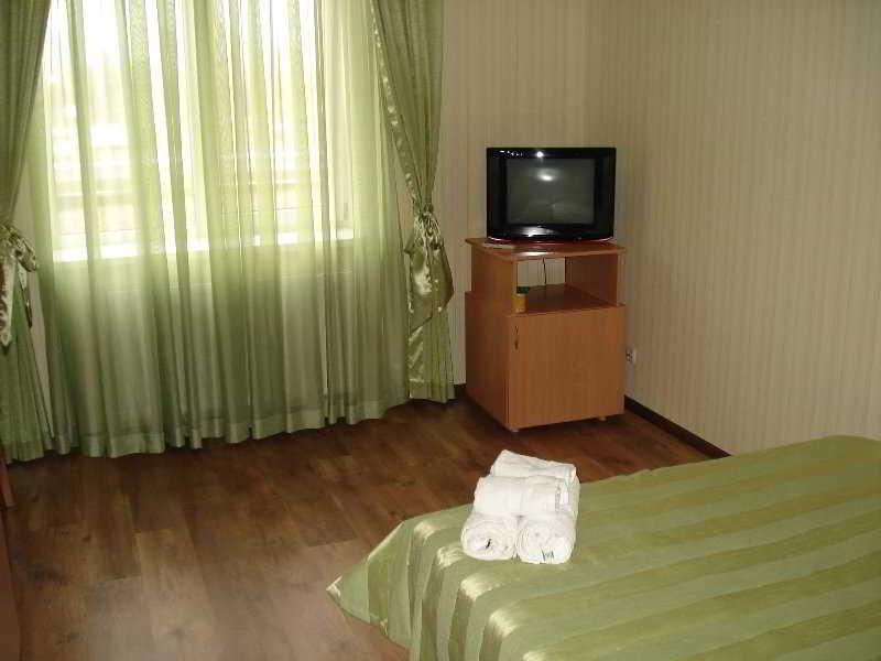 Гостиница Siesta Киев Sofiivska Borshchahivka Bagian luar foto