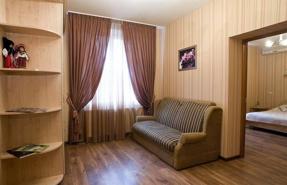 Гостиница Siesta Киев Sofiivska Borshchahivka Bagian luar foto